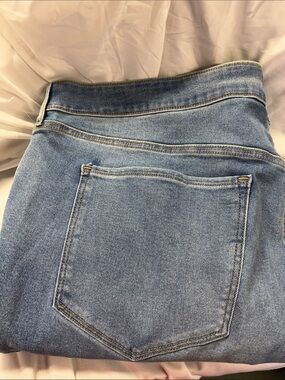 Old Navy 360 degree stretch extra High-Rise Rock Star super skinny jeans 28